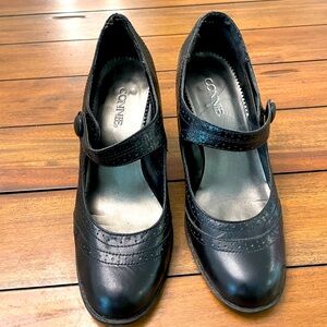 Adorable Connie Mary Jane heels